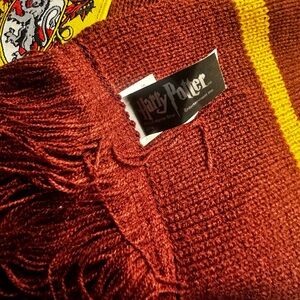 Harry Potter Gryffindor scarf , never worn like new... approx 6' long